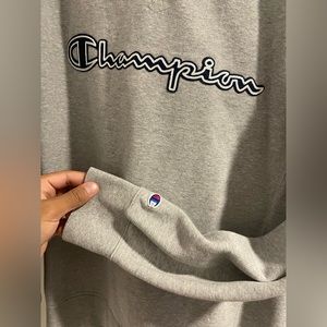 Men’s Champion XL sweater
